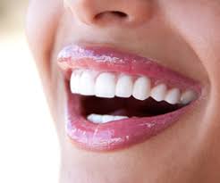 AESTHETIC DENTAL TREATMENT